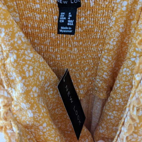 Dress - Picture 5 of 5